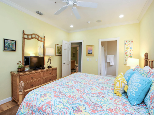Five Bedroom Luxury Captiva Rental Convenient to the Village